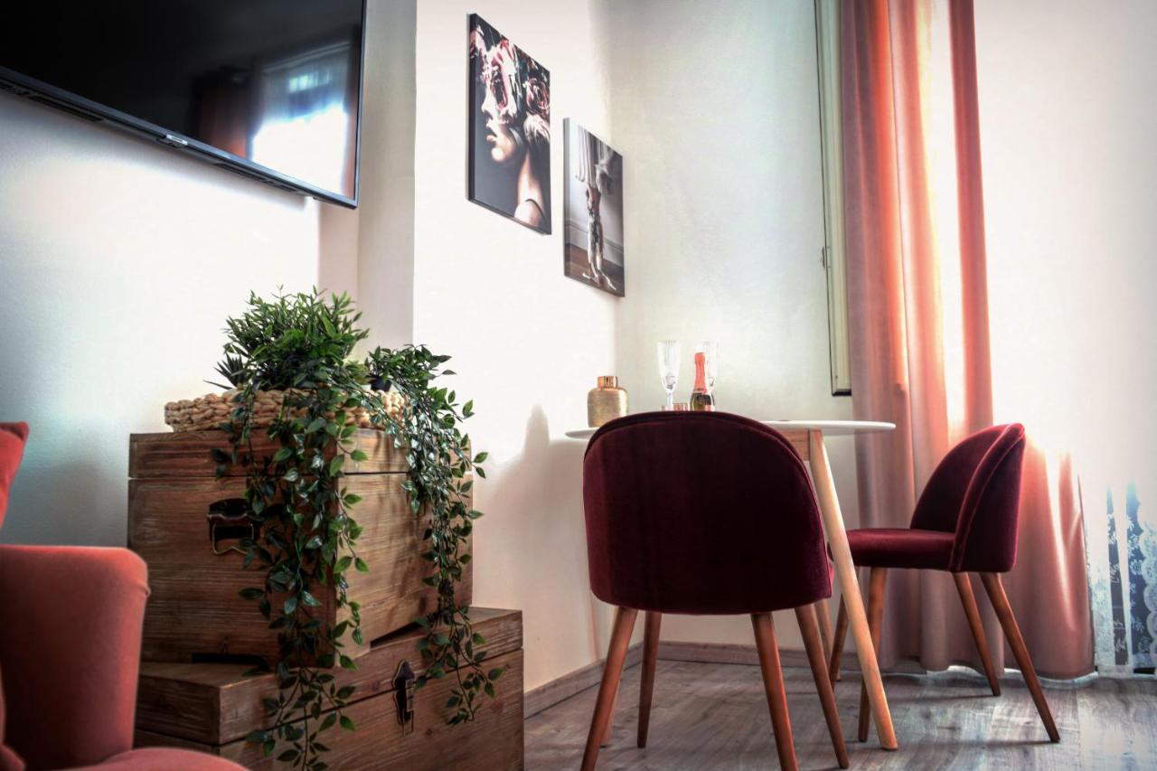 Le Moresche Apartment カターニア エクステリア 写真